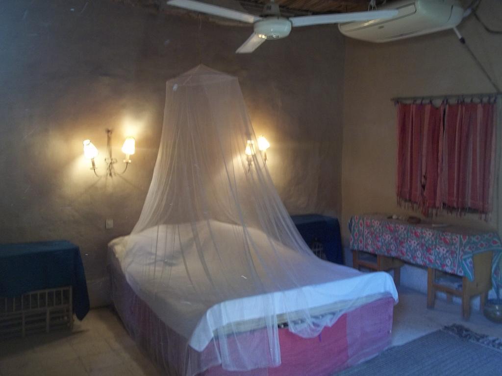 ホテル Nour El Gourna ルクソール 部屋 写真